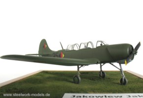Jak-18 A